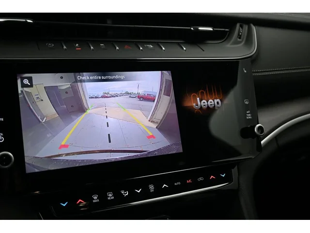 Nuevos JEEP GRAND CHEROKEE L à Estados chez autogozo