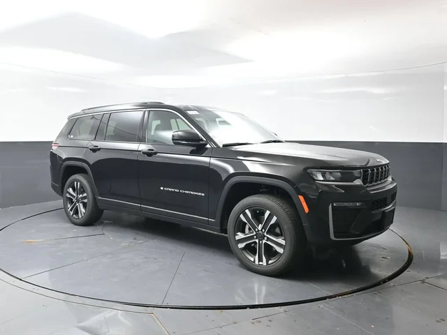 Nuevos JEEP GRAND CHEROKEE L à Estados chez autogozo