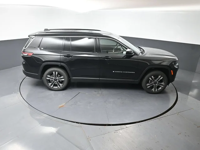 Nuevos JEEP GRAND CHEROKEE L à Estados chez autogozo