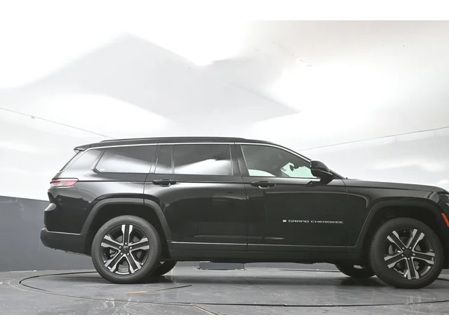 Nuevos JEEP GRAND CHEROKEE L à Estados chez autogozo