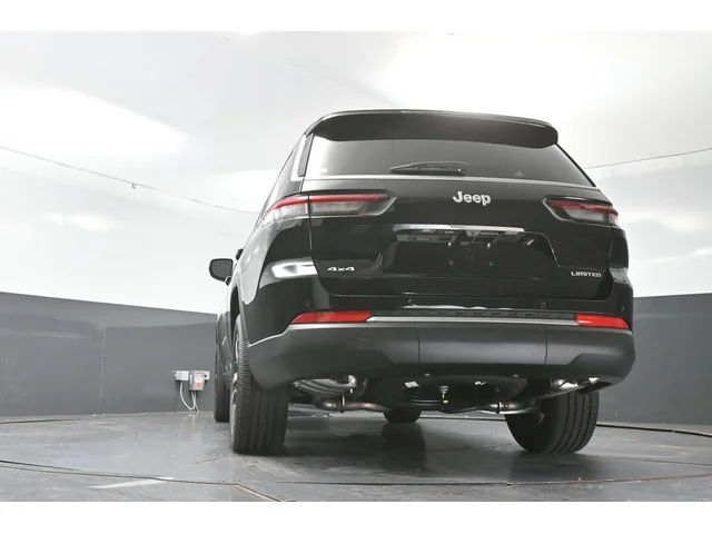 Nuevos JEEP GRAND CHEROKEE L à Estados chez autogozo