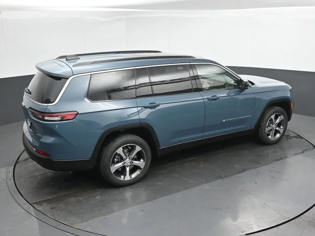 Nuevos JEEP GRAND CHEROKEE L à Estados chez autogozo