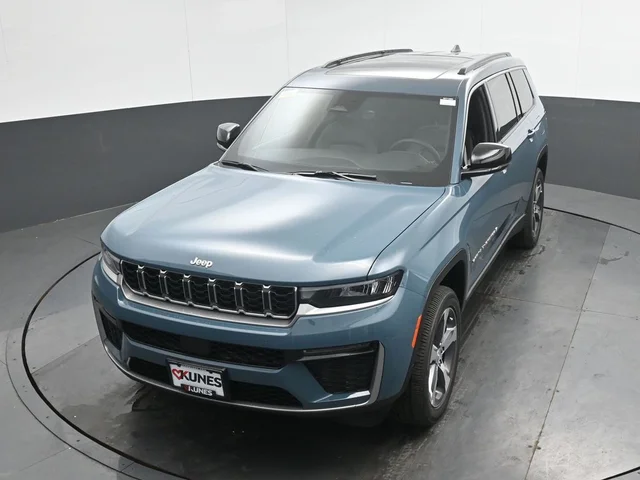Nuevos JEEP GRAND CHEROKEE L à Estados chez autogozo