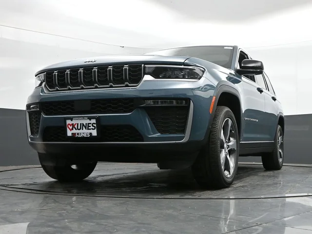 Nuevos JEEP GRAND CHEROKEE L à Estados chez autogozo