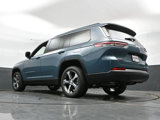 Nuevos JEEP GRAND CHEROKEE L à Estados chez autogozo
