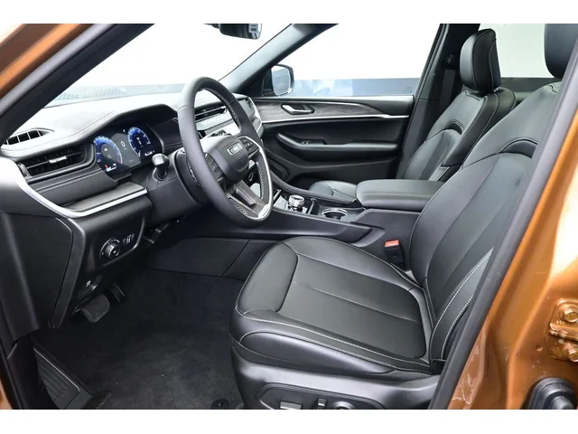 Nuevos JEEP GRAND CHEROKEE L à Estados chez autogozo