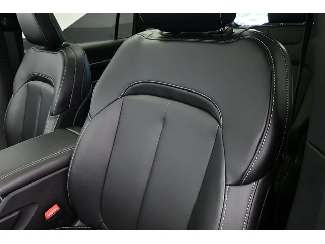 Nuevos JEEP GRAND CHEROKEE L à Estados chez autogozo