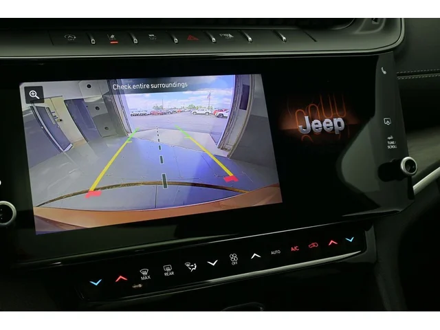 Nuevos JEEP GRAND CHEROKEE L à Estados chez autogozo