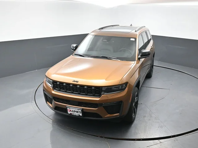 Nuevos JEEP GRAND CHEROKEE L à Estados chez autogozo