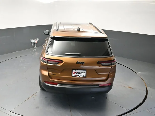 Nuevos JEEP GRAND CHEROKEE L à Estados chez autogozo