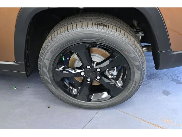 Nuevos JEEP GRAND CHEROKEE L à Estados chez autogozo
