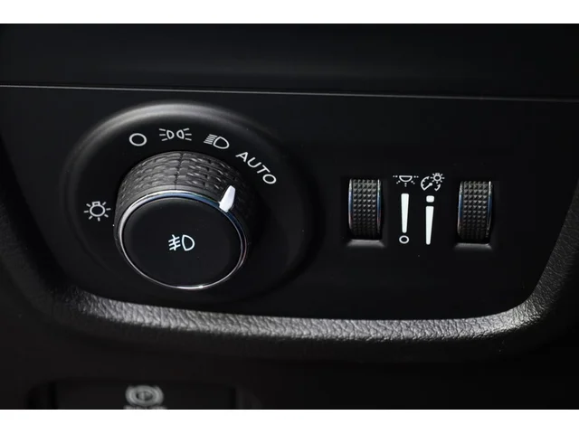 SEMINUEVOS JEEP Grand Cherokee L a Estados en autogozo