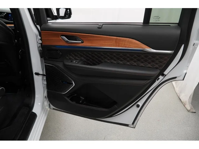 SEMINUEVOS JEEP Grand Cherokee L a Estados en autogozo