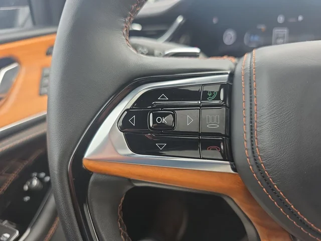 SEMINUEVOS JEEP Grand Cherokee L a Estados en autogozo