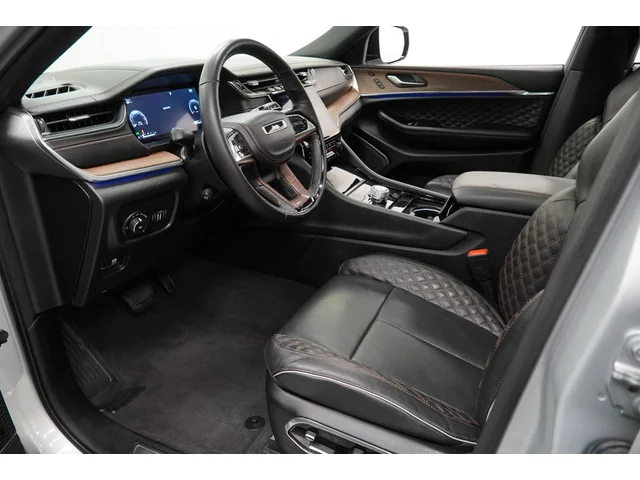 SEMINUEVOS JEEP Grand Cherokee L a Estados en autogozo