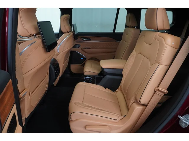 SEMINUEVOS JEEP Grand Cherokee L a Estados en autogozo