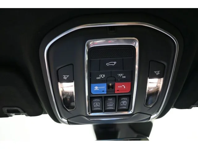 Nuevos JEEP GRAND CHEROKEE L à Estados chez autogozo
