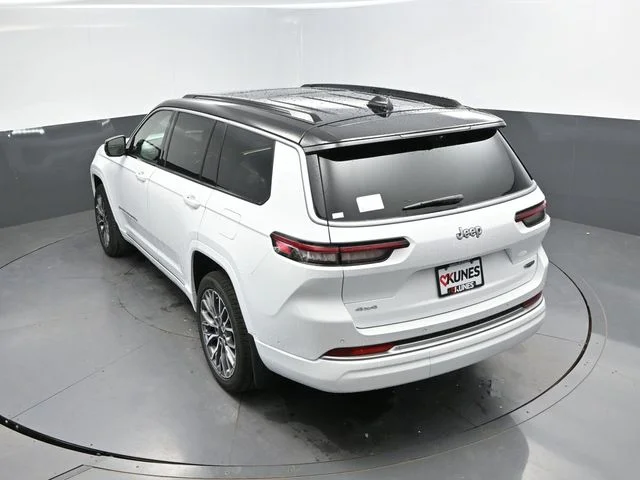 Nuevos JEEP GRAND CHEROKEE L à Estados chez autogozo