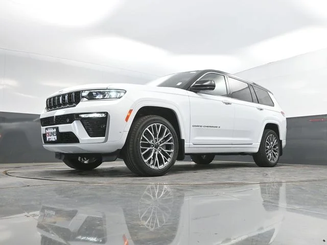 Nuevos JEEP GRAND CHEROKEE L à Estados chez autogozo