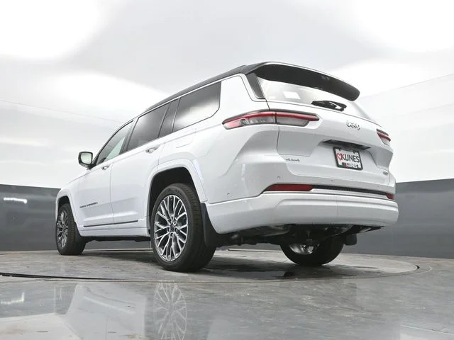 Nuevos JEEP GRAND CHEROKEE L à Estados chez autogozo