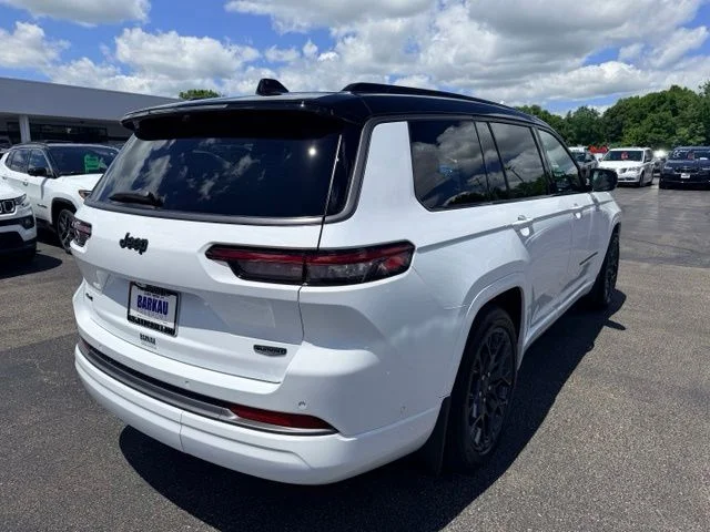 Nuevos JEEP GRAND CHEROKEE L à Estados chez autogozo
