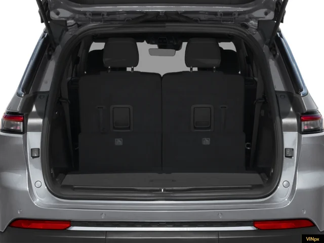 Nuevos JEEP GRAND CHEROKEE L à Estados chez autogozo