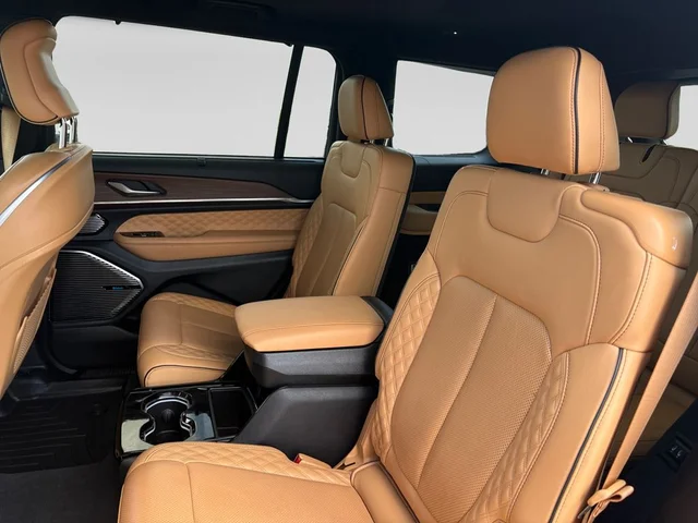 SEMINUEVOS JEEP Grand Cherokee L a Estados en autogozo