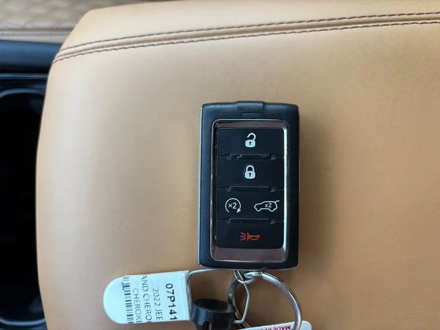 SEMINUEVOS JEEP Grand Cherokee L a Estados en autogozo