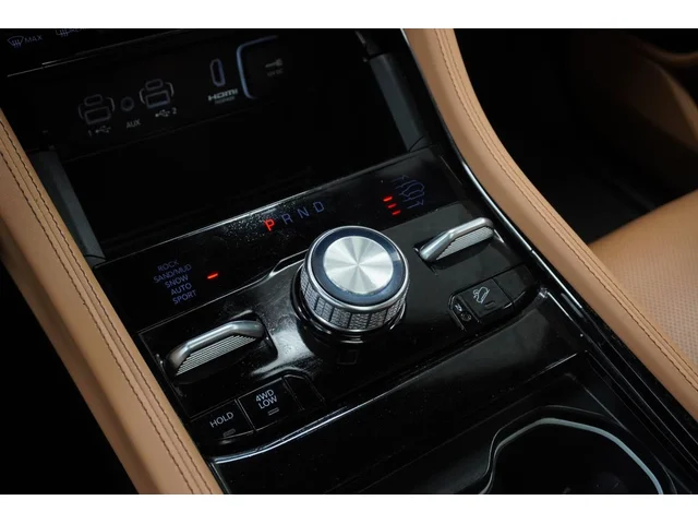 SEMINUEVOS JEEP Grand Cherokee L a Estados en autogozo