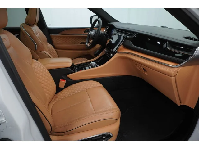 SEMINUEVOS JEEP Grand Cherokee L a Estados en autogozo