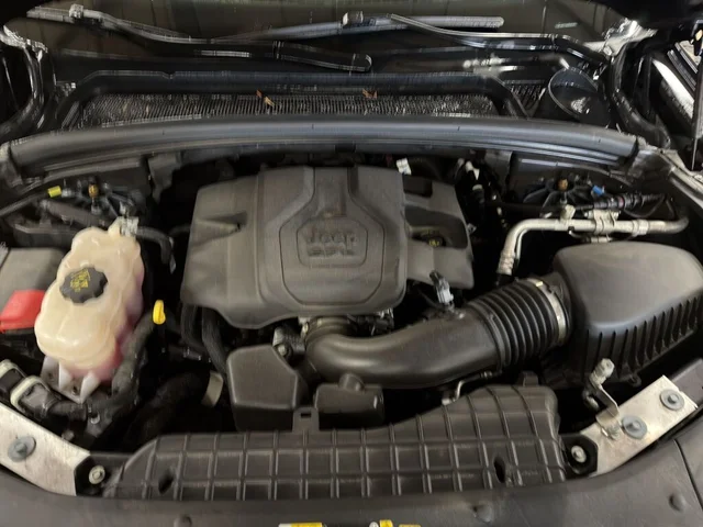 SEMINUEVOS JEEP Grand Cherokee L a Estados en autogozo