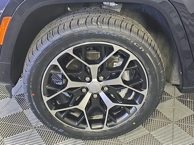SEMINUEVOS JEEP Grand Cherokee a Estados en autogozo