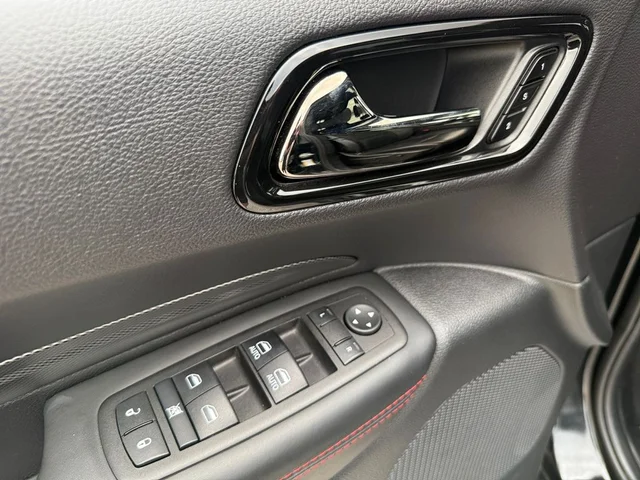 SEMINUEVOS DODGE Durango a Estados en autogozo