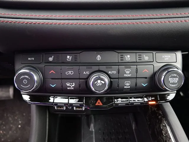 Nuevos DODGE DURANGO à Estados chez autogozo