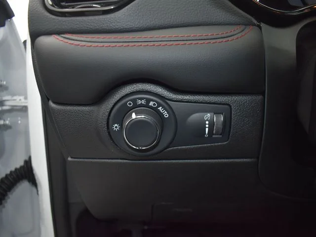 SEMINUEVOS DODGE Durango a Estados en autogozo