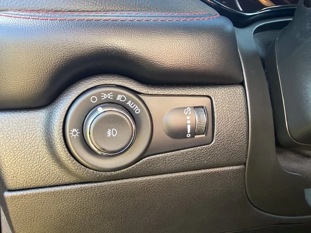 SEMINUEVOS DODGE Durango a Estados en autogozo
