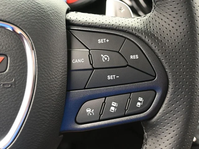 SEMINUEVOS DODGE Durango a Estados en autogozo