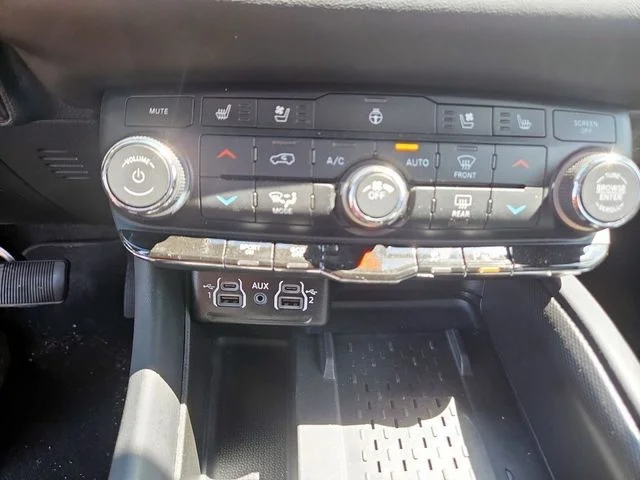 SEMINUEVOS DODGE Durango a Estados en autogozo