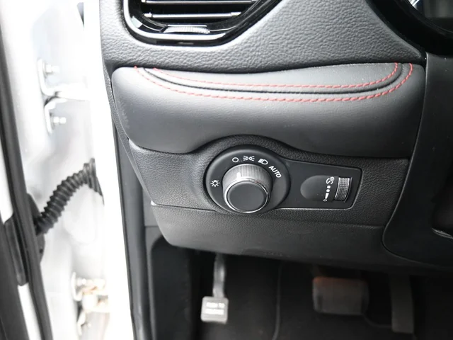 SEMINUEVOS DODGE Durango a Estados en autogozo
