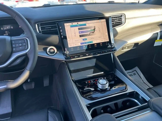 Nuevos JEEP GRAND WAGONEER L à Estados chez autogozo