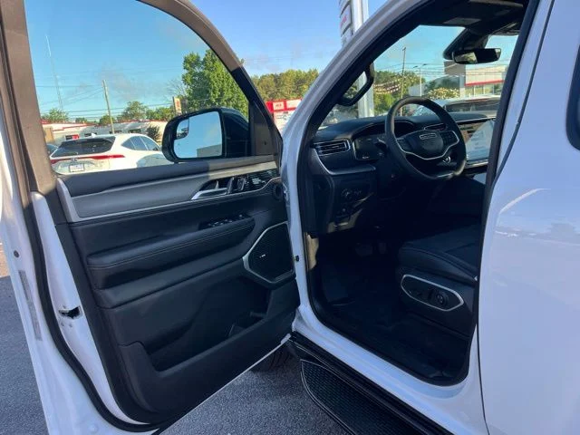 Nuevos JEEP GRAND WAGONEER L à Estados chez autogozo