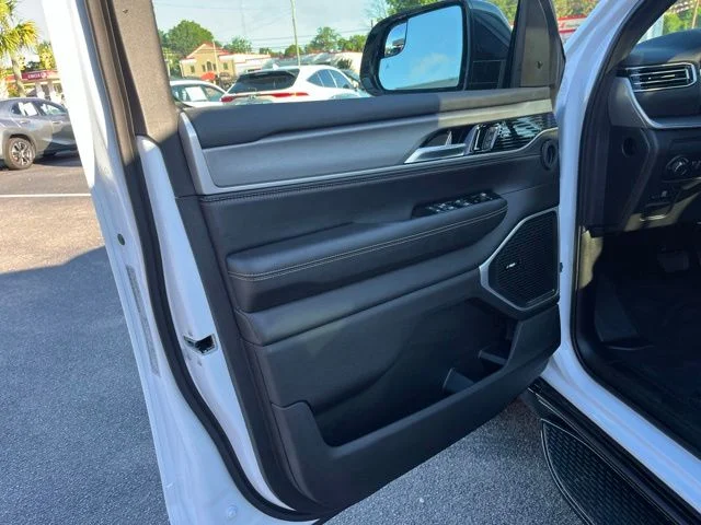 Nuevos JEEP GRAND WAGONEER L à Estados chez autogozo