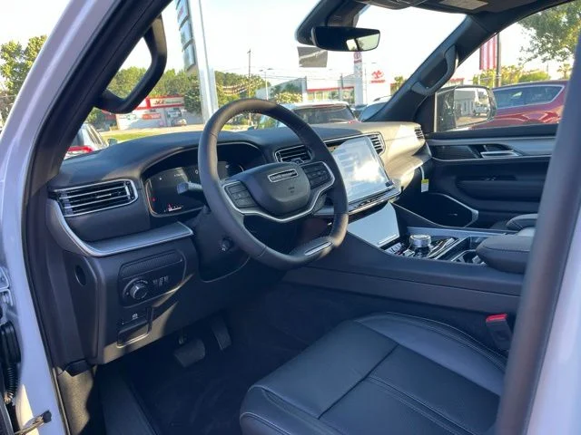 Nuevos JEEP GRAND WAGONEER L à Estados chez autogozo