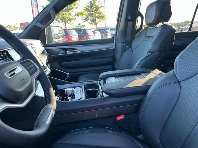 Nuevos JEEP GRAND WAGONEER L à Estados chez autogozo