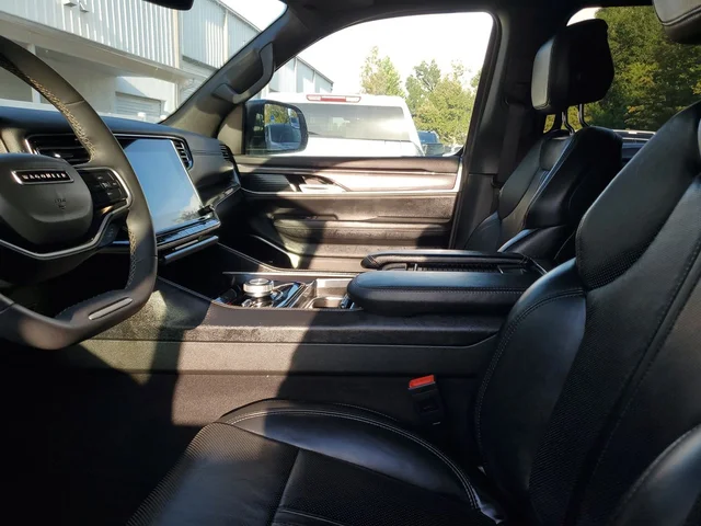 SEMINUEVOS JEEP Wagoneer L a Estados en autogozo