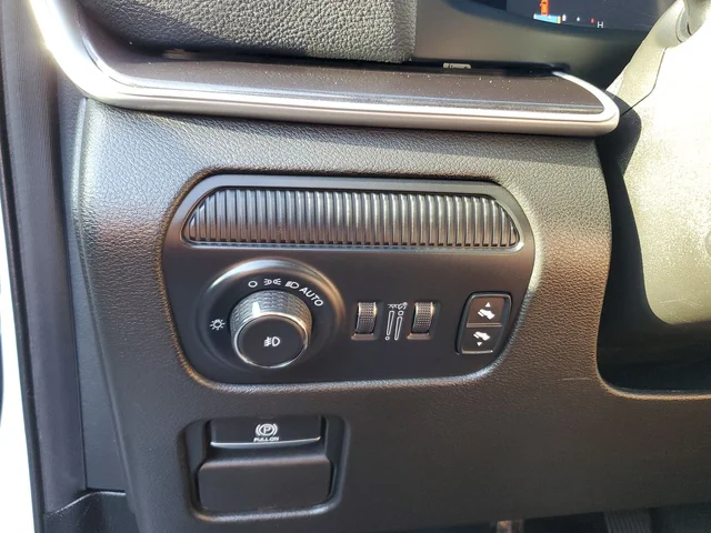 SEMINUEVOS JEEP Wagoneer L a Estados en autogozo