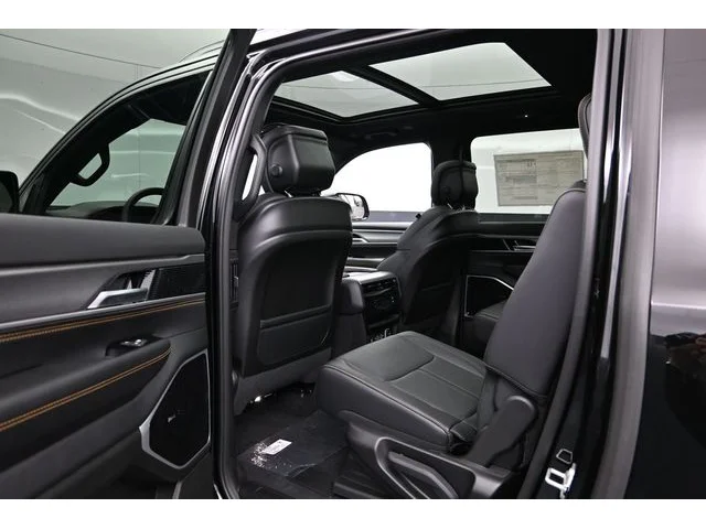 Nuevos JEEP GRAND WAGONEER L à Estados chez autogozo