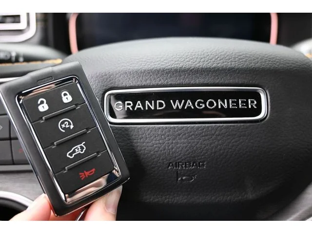 Nuevos JEEP GRAND WAGONEER L à Estados chez autogozo