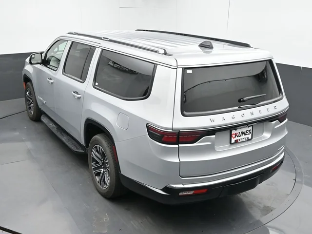 SEMINUEVOS JEEP Wagoneer L a Estados en autogozo