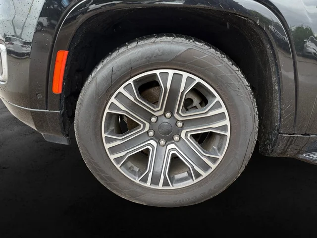 SEMINUEVOS JEEP Wagoneer L a Estados en autogozo